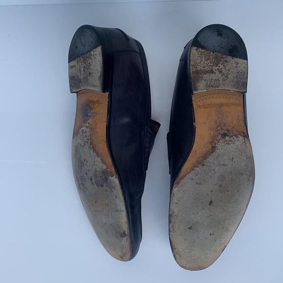 Black Leather Loafers/dress shoes by Gucci - Picture 12 of 16